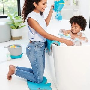 Skip Hop Moby Bath Kneeling Mat and Arm Rest